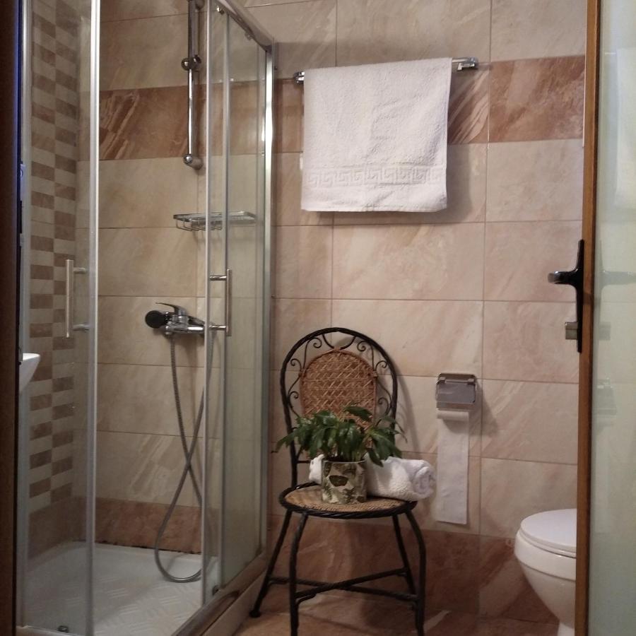 Xenia Palace Luxury Apartments Vrasná Eksteriør bilde