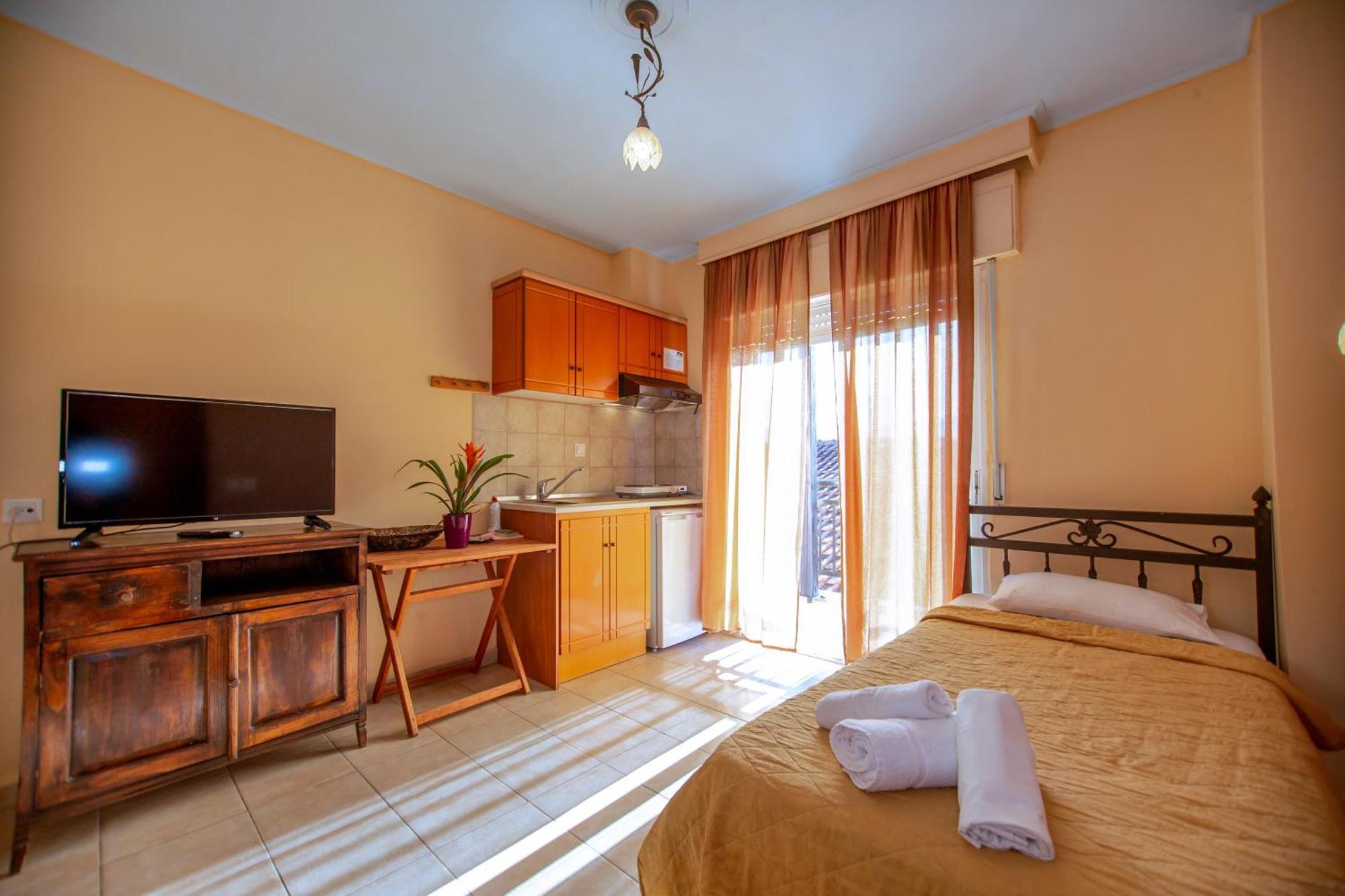 Xenia Palace Luxury Apartments Vrasná Eksteriør bilde