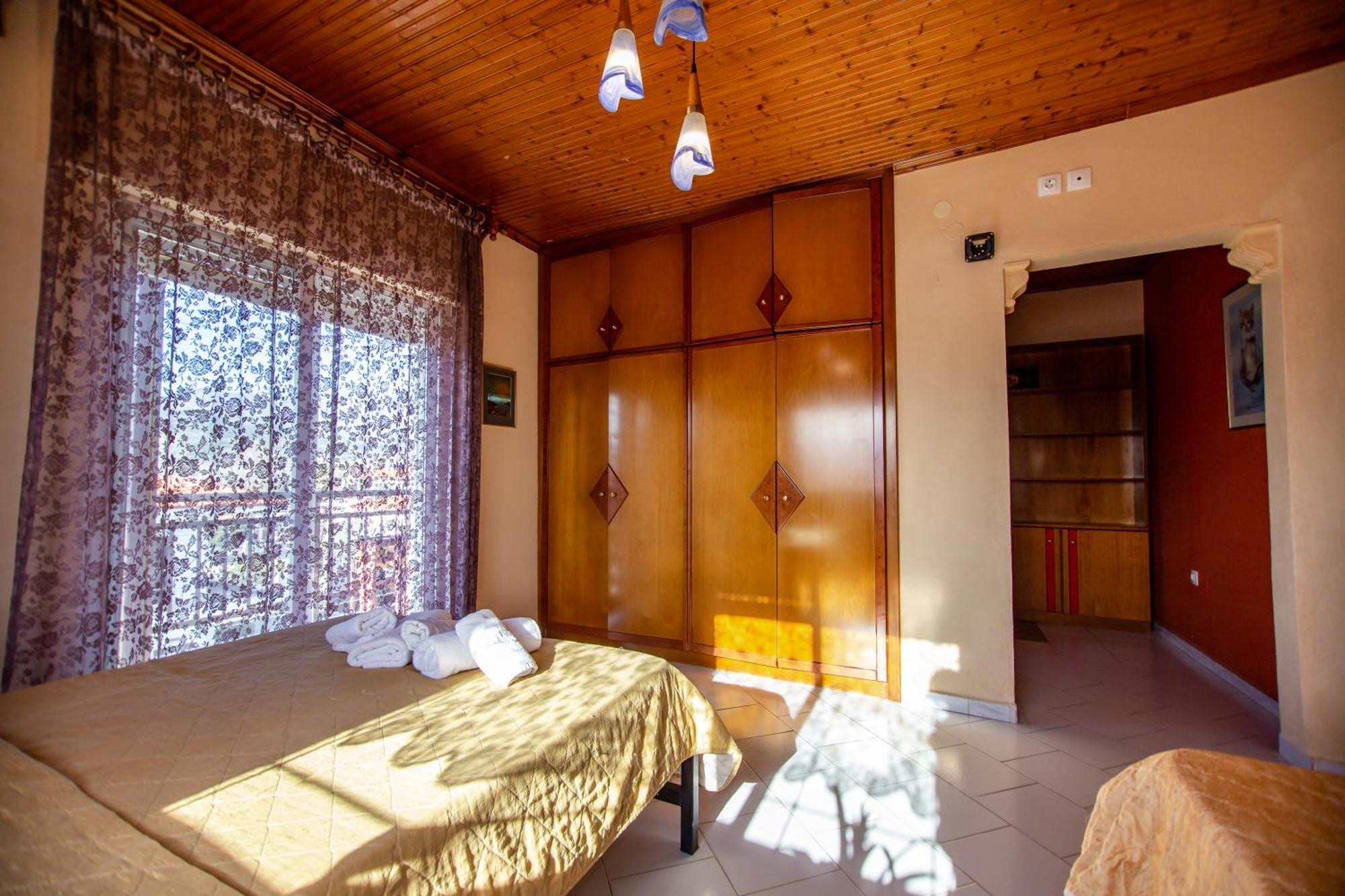 Xenia Palace Luxury Apartments Vrasná Eksteriør bilde