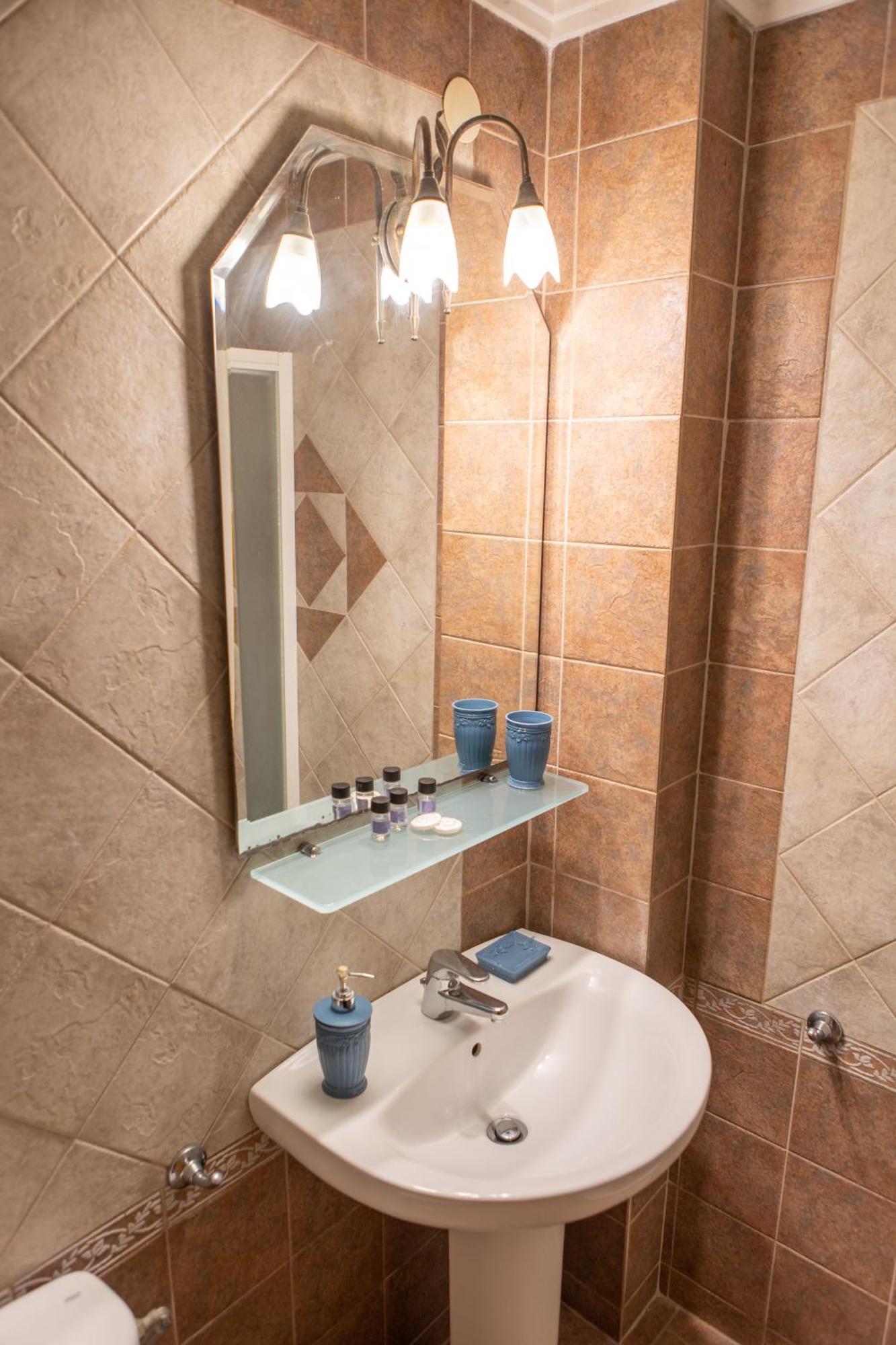 Xenia Palace Luxury Apartments Vrasná Eksteriør bilde
