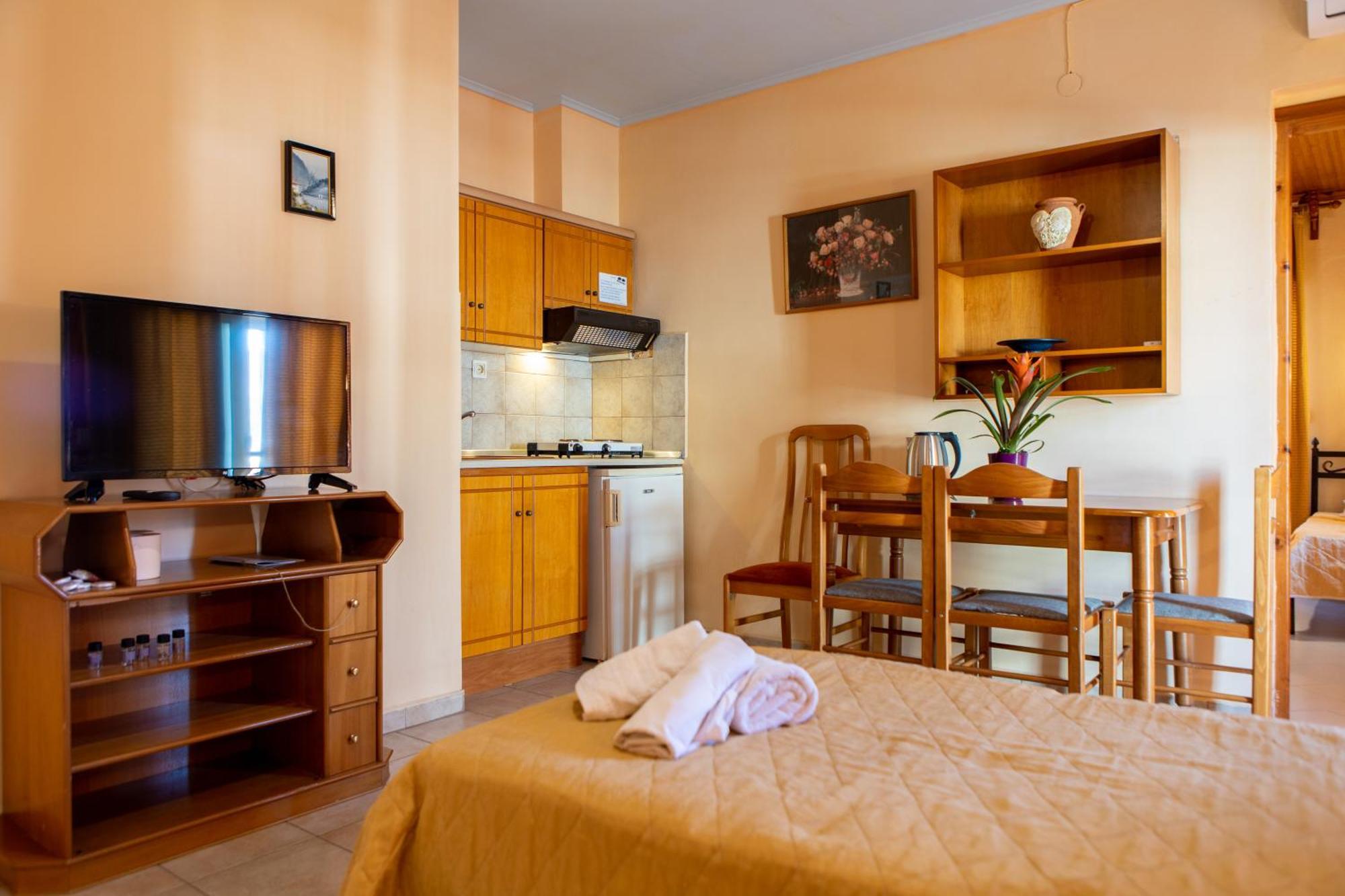 Xenia Palace Luxury Apartments Vrasná Eksteriør bilde