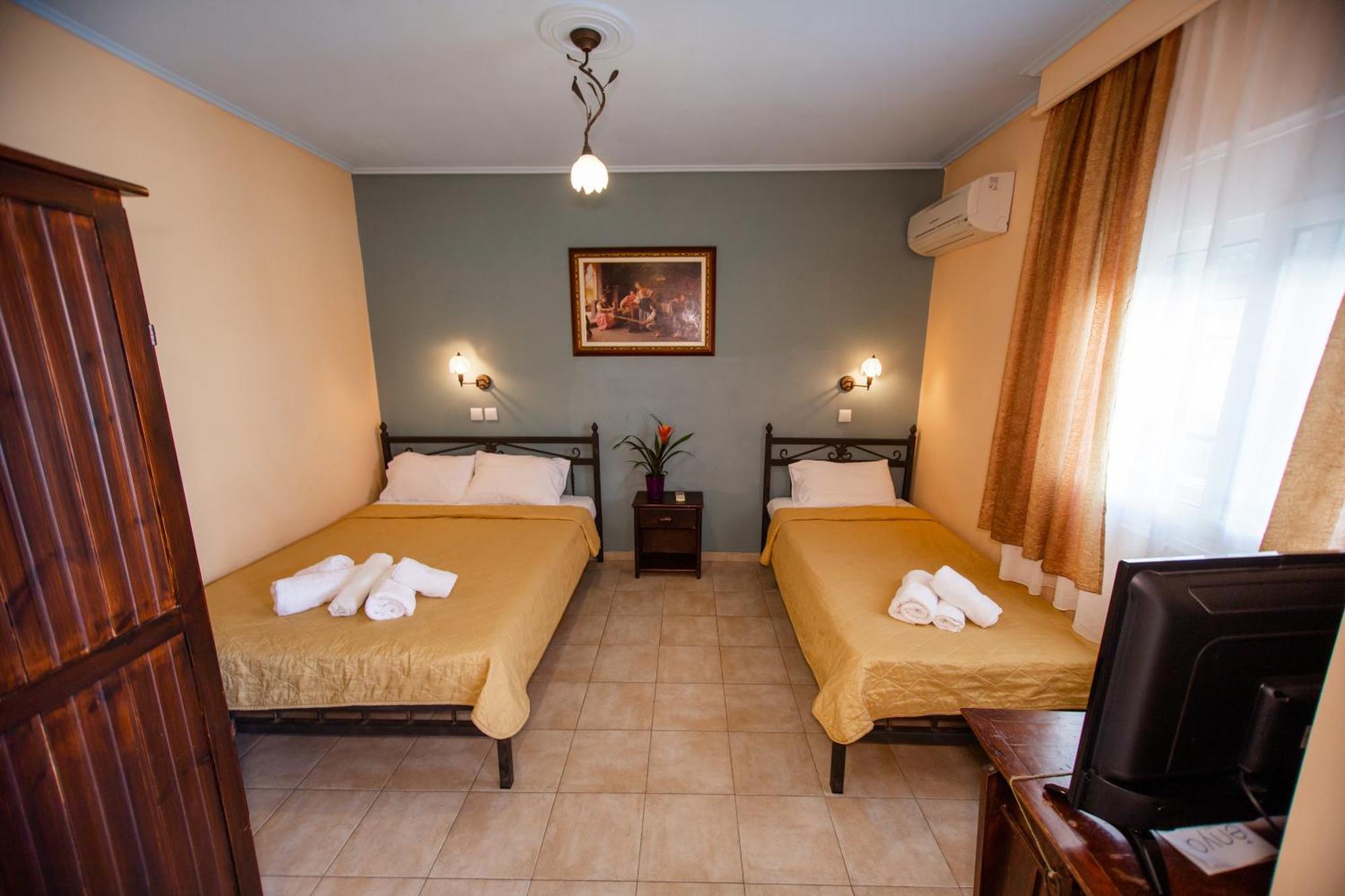 Xenia Palace Luxury Apartments Vrasná Eksteriør bilde
