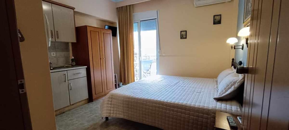 Xenia Palace Luxury Apartments Vrasná Eksteriør bilde